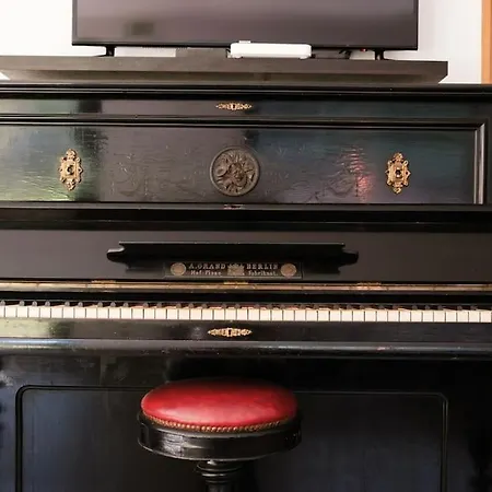 Holiday home Babhouse Jardim Oliveiras Nagoselo do Douro